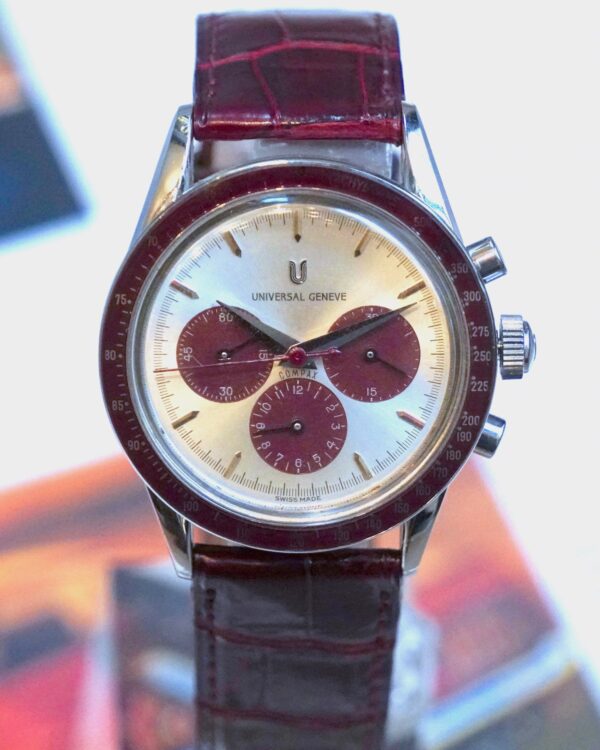 Universal Genève Chronographe Compax Burgundy Réf 884.485 full set